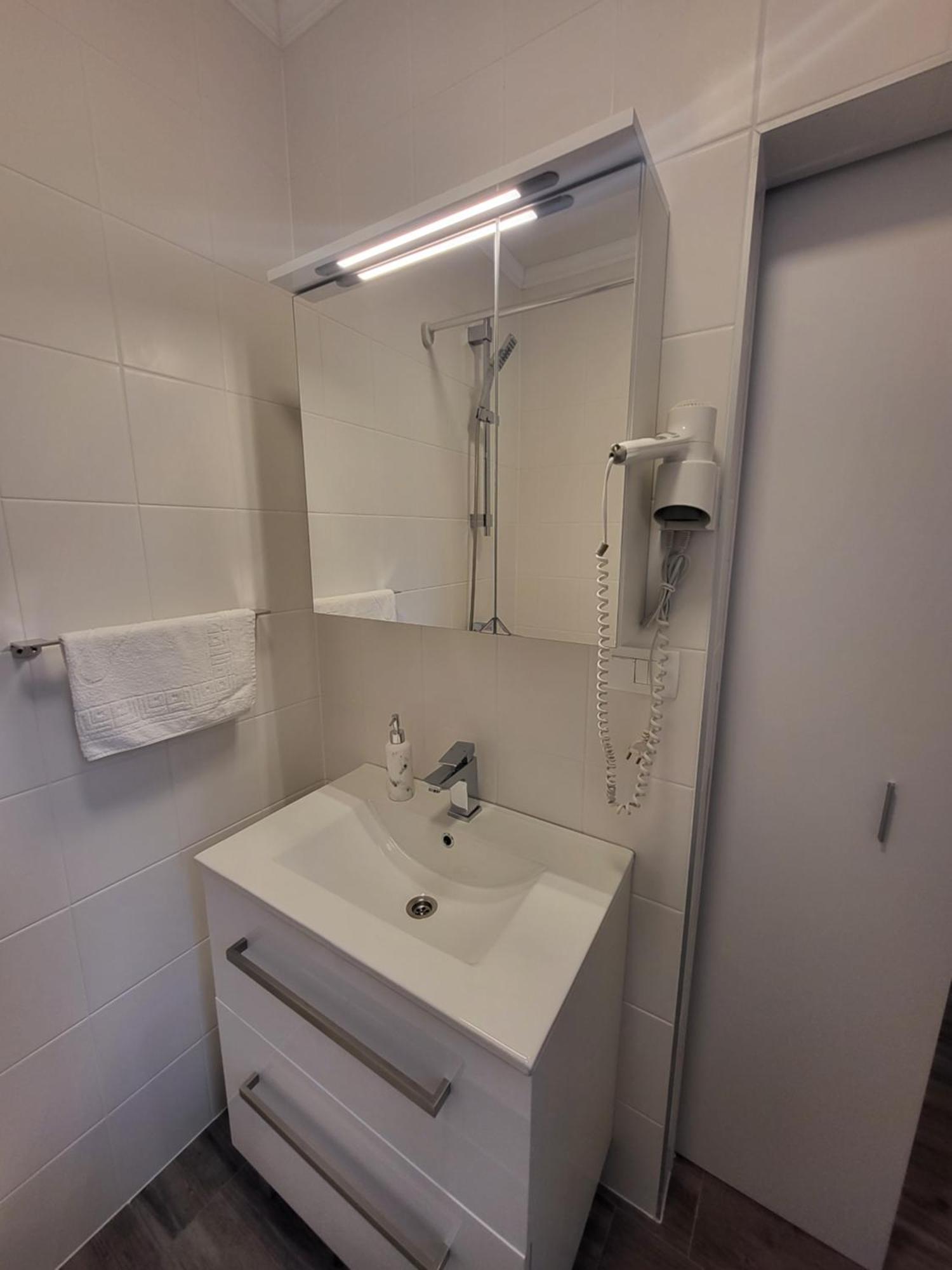 Apartmani I Sobe Mara Palit Eksteriør bilde