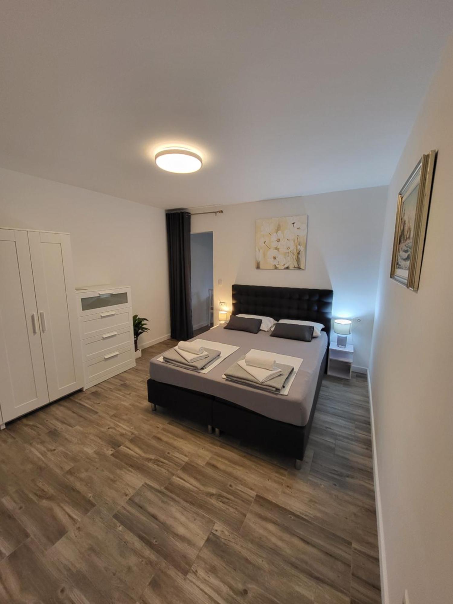 Apartmani I Sobe Mara Palit Eksteriør bilde