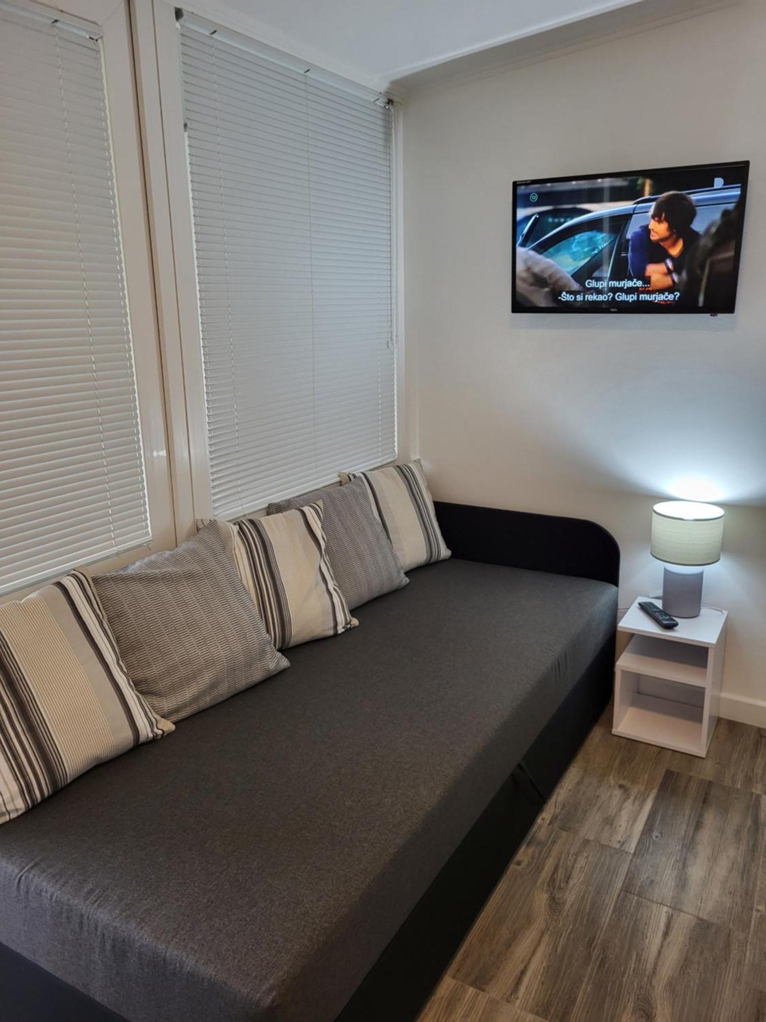 Apartmani I Sobe Mara Palit Eksteriør bilde