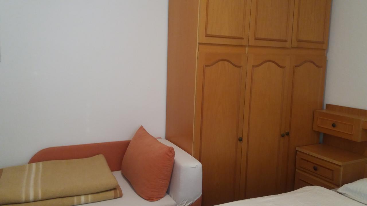 Apartmani I Sobe Mara Palit Eksteriør bilde